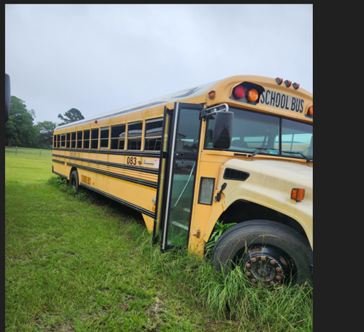 2009 Bus Side View 1