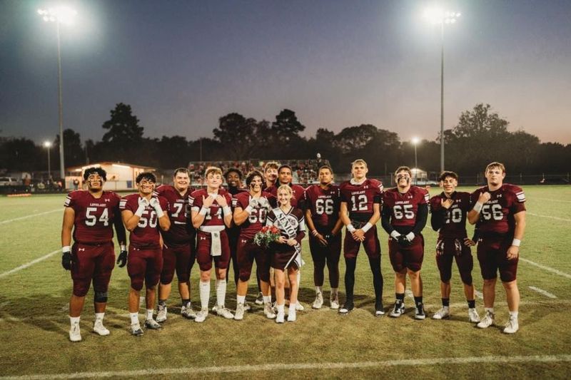 Football Sweetheart, Shyla LeMaire!